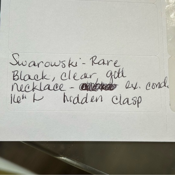 Swarovski rare black and clear beaded necklace with gold tone metal - Picture 6 of 6